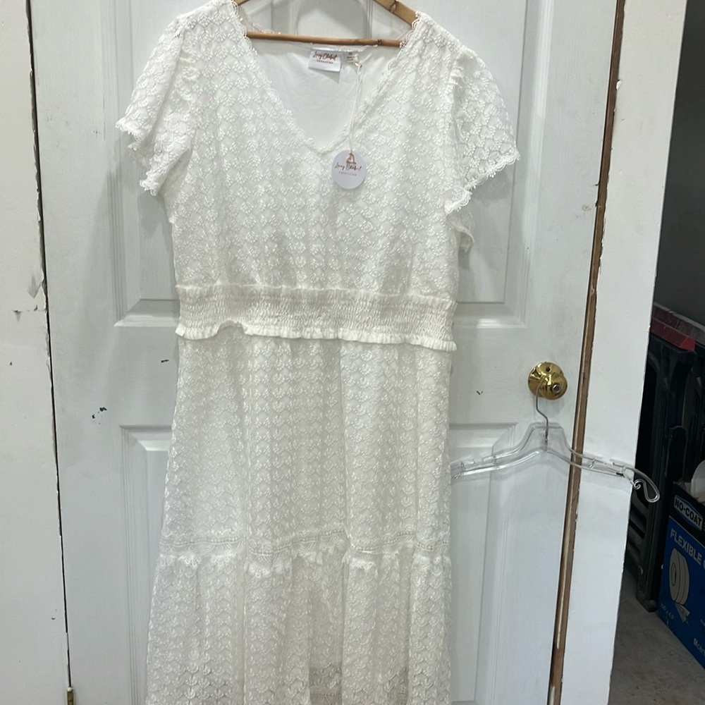 Lacey Chabert knit lace Tiered White short  Sleeve Dress